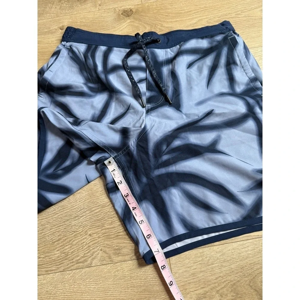 EUC Under Armour Men's‎ palm leaf print swim trunks shorts E-Board blue size M